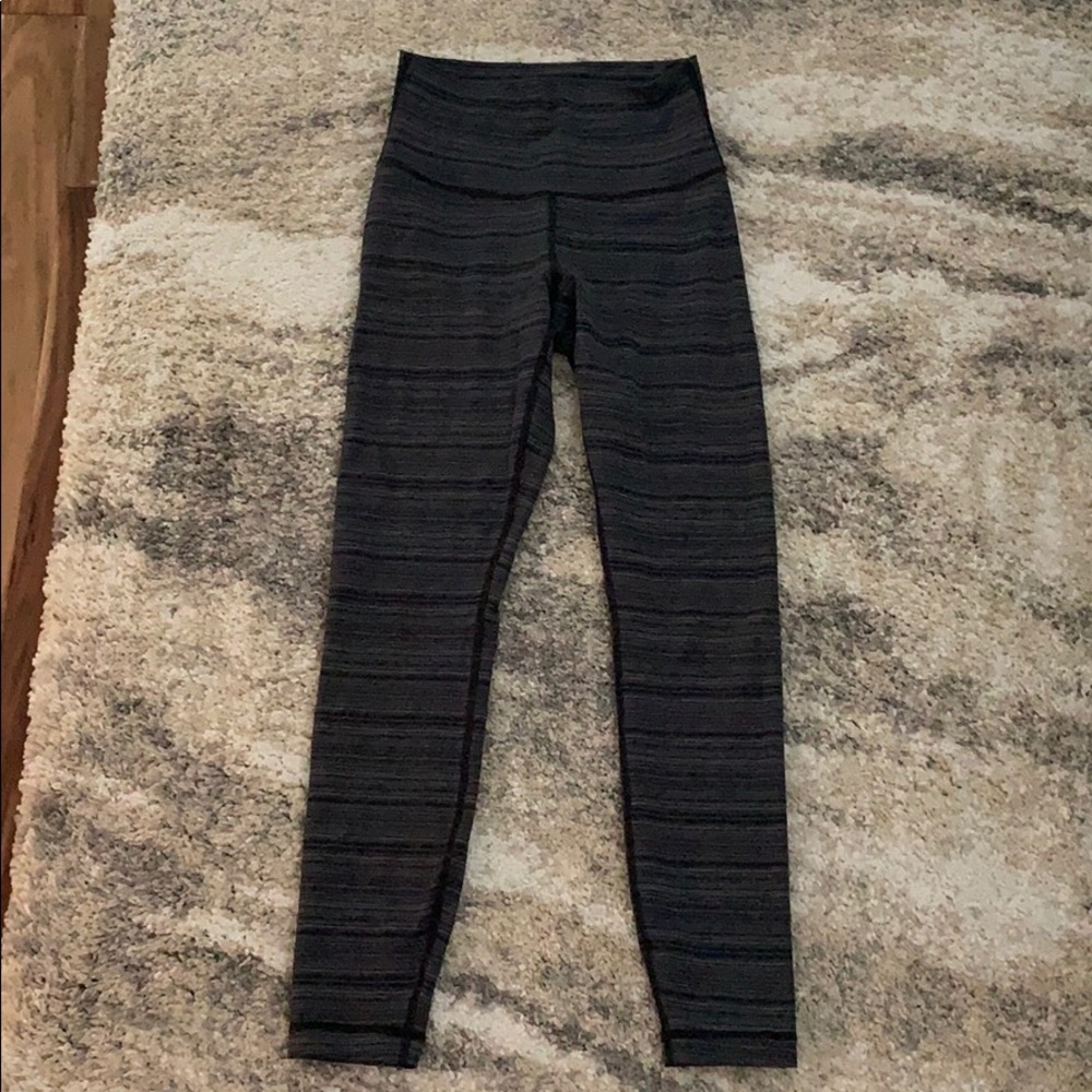 Lululemon leggings size 4